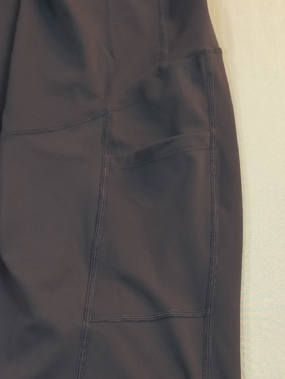 Maternity Black Active Legging Shorts- Black Size XL - Picture 6 of 8